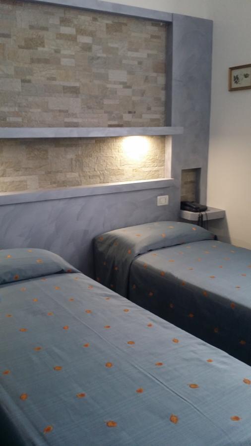 Hotel San Giorgio 阿拉西奥 外观 照片