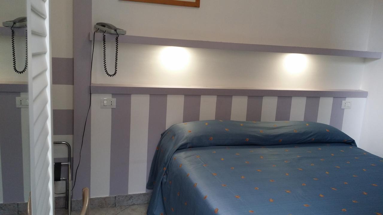 Hotel San Giorgio 阿拉西奥 外观 照片