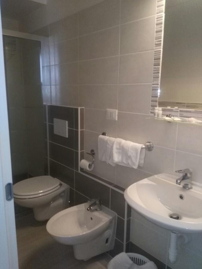 Hotel San Giorgio 阿拉西奥 外观 照片