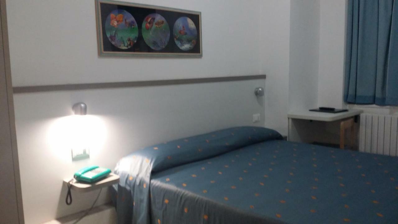 Hotel San Giorgio 阿拉西奥 外观 照片